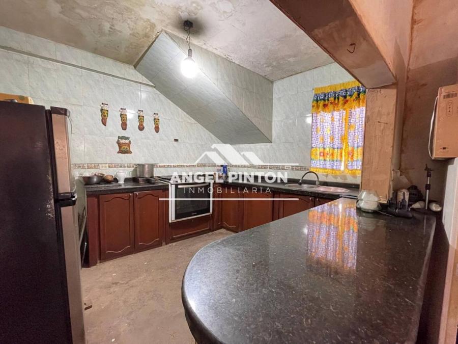 Foto Casa en Venta en Oeste, Maracaibo, Zulia - U$D 16.000 - CAV254171 - BienesOnLine
