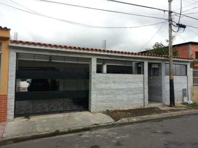 Foto Casa en Venta en La Esmeralda, San Diego, Carabobo - BsF 4.900.000 - CAV55247 - BienesOnLine