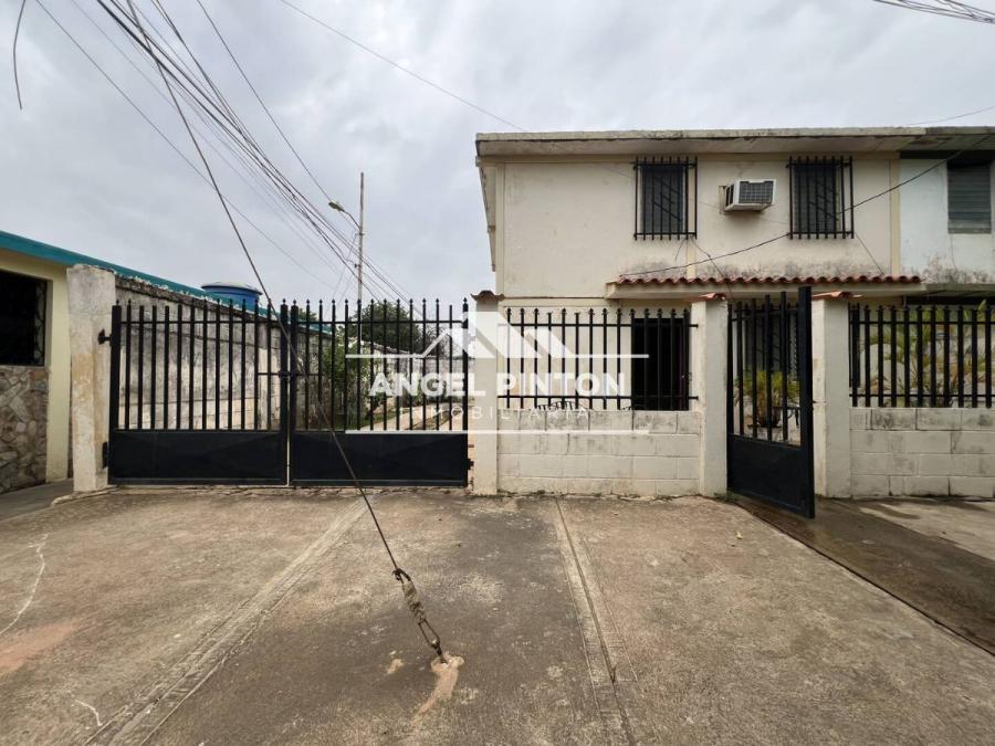 Foto Casa en Venta en San Jacinto, Maracaibo, Zulia - U$D 11.000 - CAV219393 - BienesOnLine