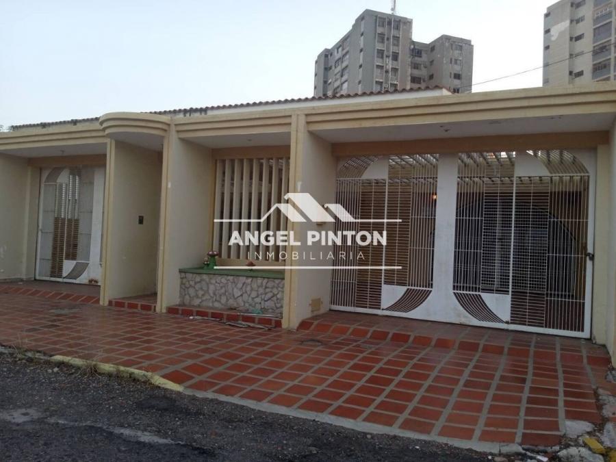 Foto Casa en Venta en Maracaibo, Zulia - U$D 25.000 - CAV216086 - BienesOnLine