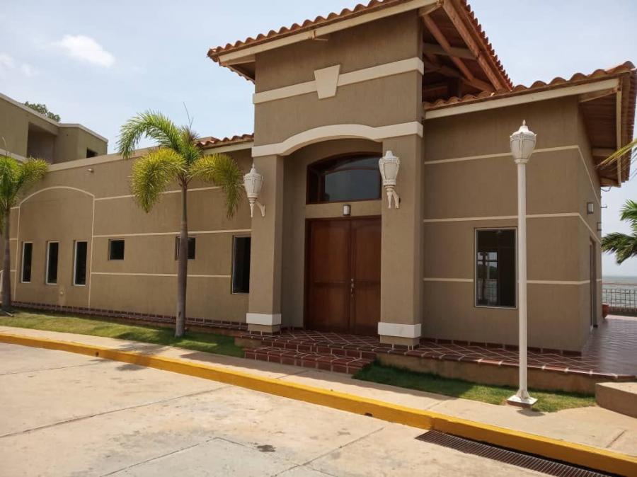 Foto Casa en Venta en LAGO MAR BEACH, Maracaibo, Zulia - U$D 320.000 - CAV153962 - BienesOnLine