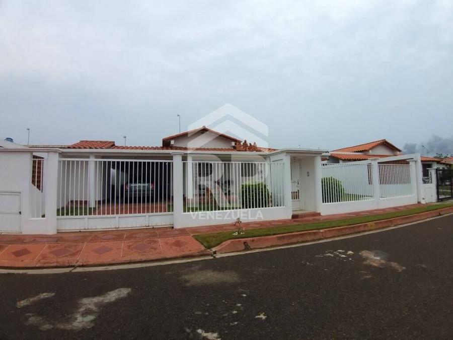 Foto Casa en Venta en Punto Fijo, Falcn - U$D 95.000 - CAV225991 - BienesOnLine