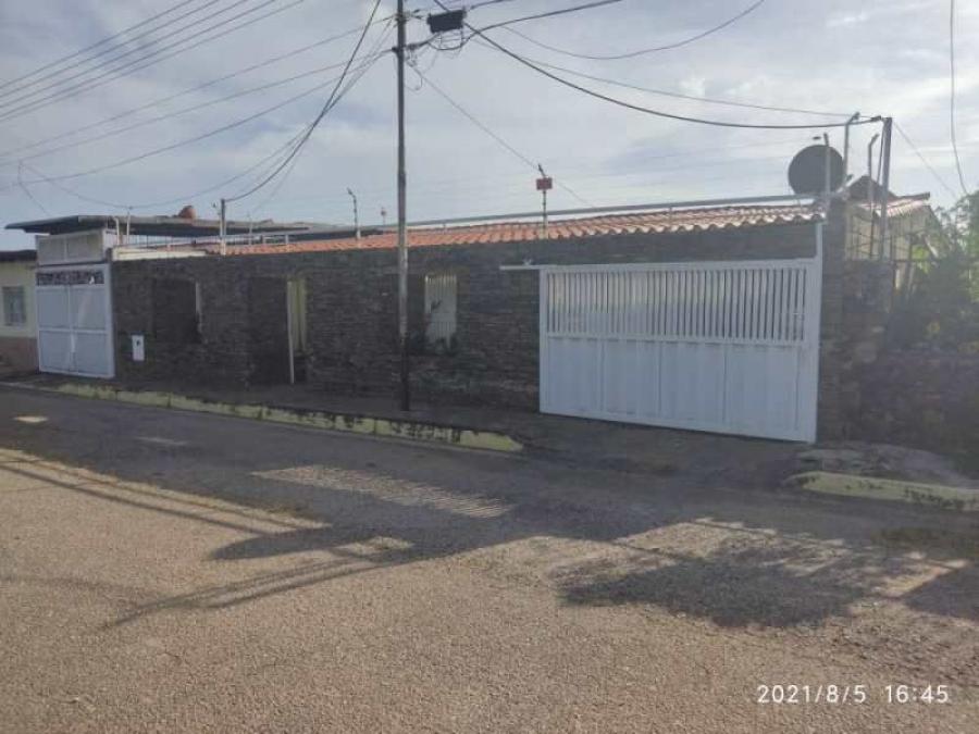 Foto Casa en Venta en Porlamar, Nueva Esparta - U$D 28.000 - CAV155525 - BienesOnLine