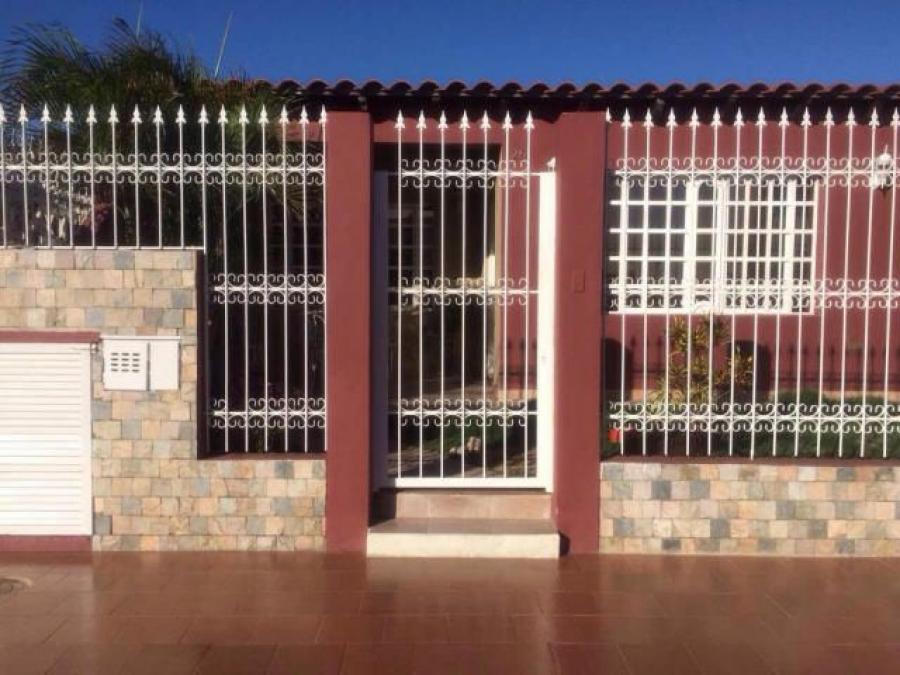 Foto Casa en Venta en Carirubana, Punto Fijo, Falcn - BsF 261.909.000 - CAV114969 - BienesOnLine