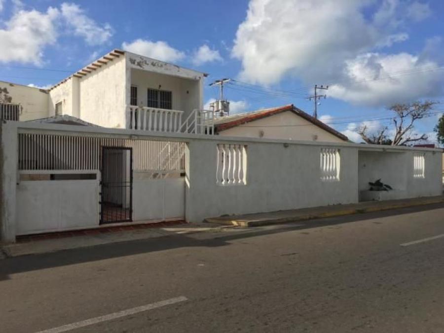 Foto Casa en Venta en Carirubana, Punto Fijo, Falcn - BsF 100.816.000 - CAV115993 - BienesOnLine