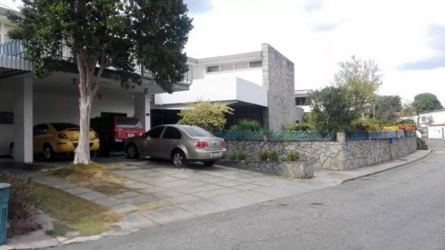 Foto Quinta en Venta en Colinas de Bello Monte, Distrito Federal - U$D 500.000 - QUV164090 - BienesOnLine