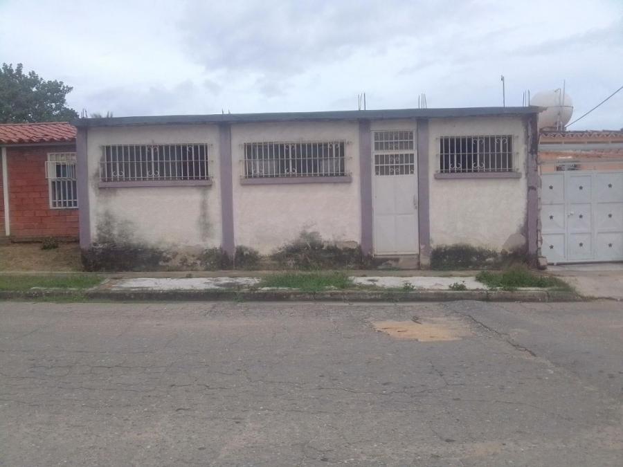 Foto Casa en Venta en Tocuyito, Carabobo - U$D 11.000 - CAV156251 - BienesOnLine