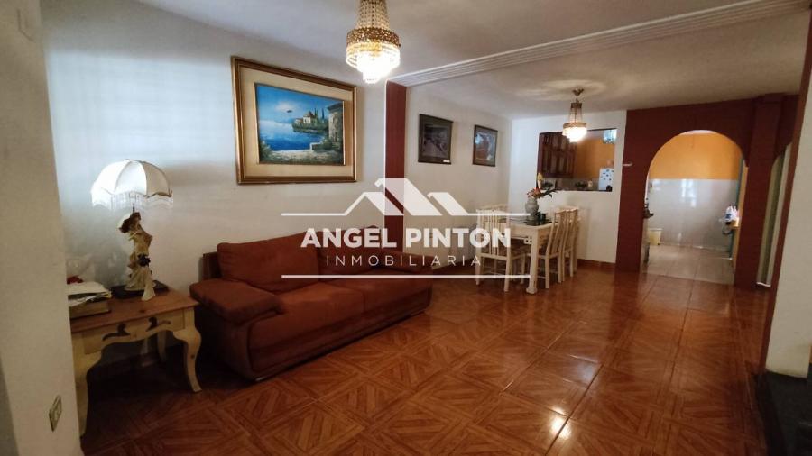 Foto Casa en Venta en Maracaibo, Zulia - U$D 17.000 - CAV205013 - BienesOnLine