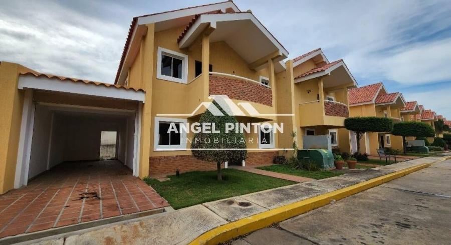 Foto Casa en Venta en Maracaibo, Zulia - U$D 106.100 - CAV254467 - BienesOnLine
