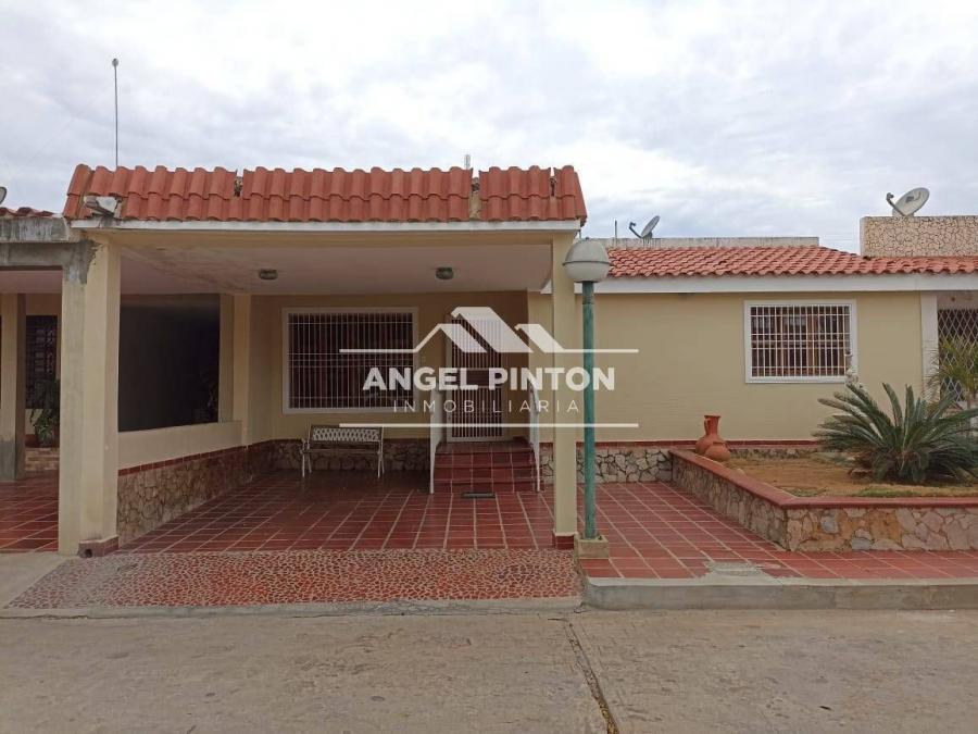 Foto Casa en Venta en Maracaibo, Zulia - U$D 28.000 - CAV197387 - BienesOnLine