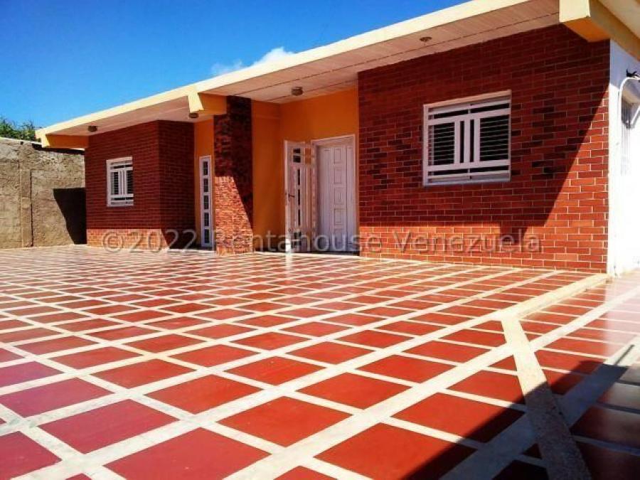 Foto Casa en Venta en Punto Fijo, Falcn - U$D 19.999 - CAV197026 - BienesOnLine