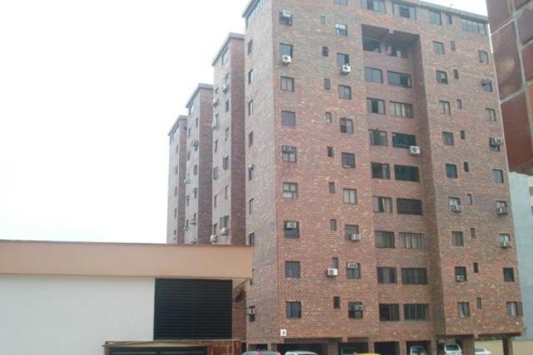 Foto Apartamento en Alquiler en Frente Patio Trigal, Valencia, Carabobo - BsF 4.500 - APA17271 - BienesOnLine