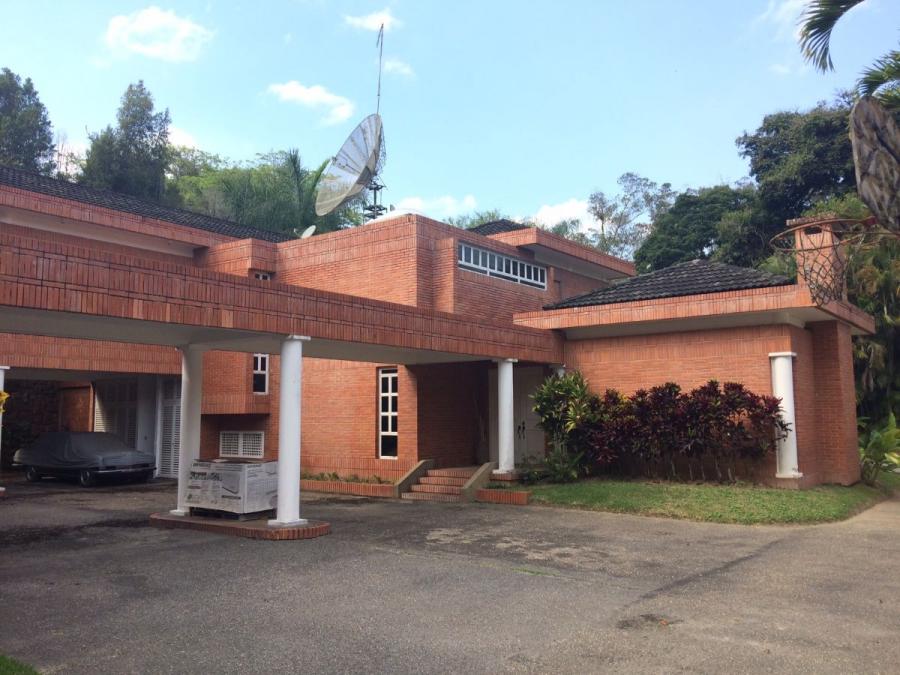 Foto Casa en Venta en Minicipio El Hatillo, La Lagunita, Distrito Federal - BsF 1.600.000 - CAV118415 - BienesOnLine