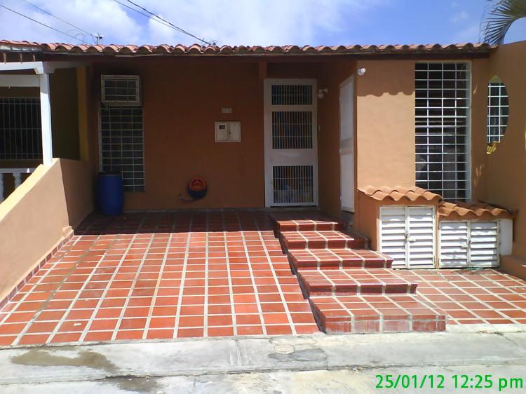 Foto Casa en Venta en Urb. Petimora, Barquisimeto, Lara - BsF 500.000 - CAV33856 - BienesOnLine