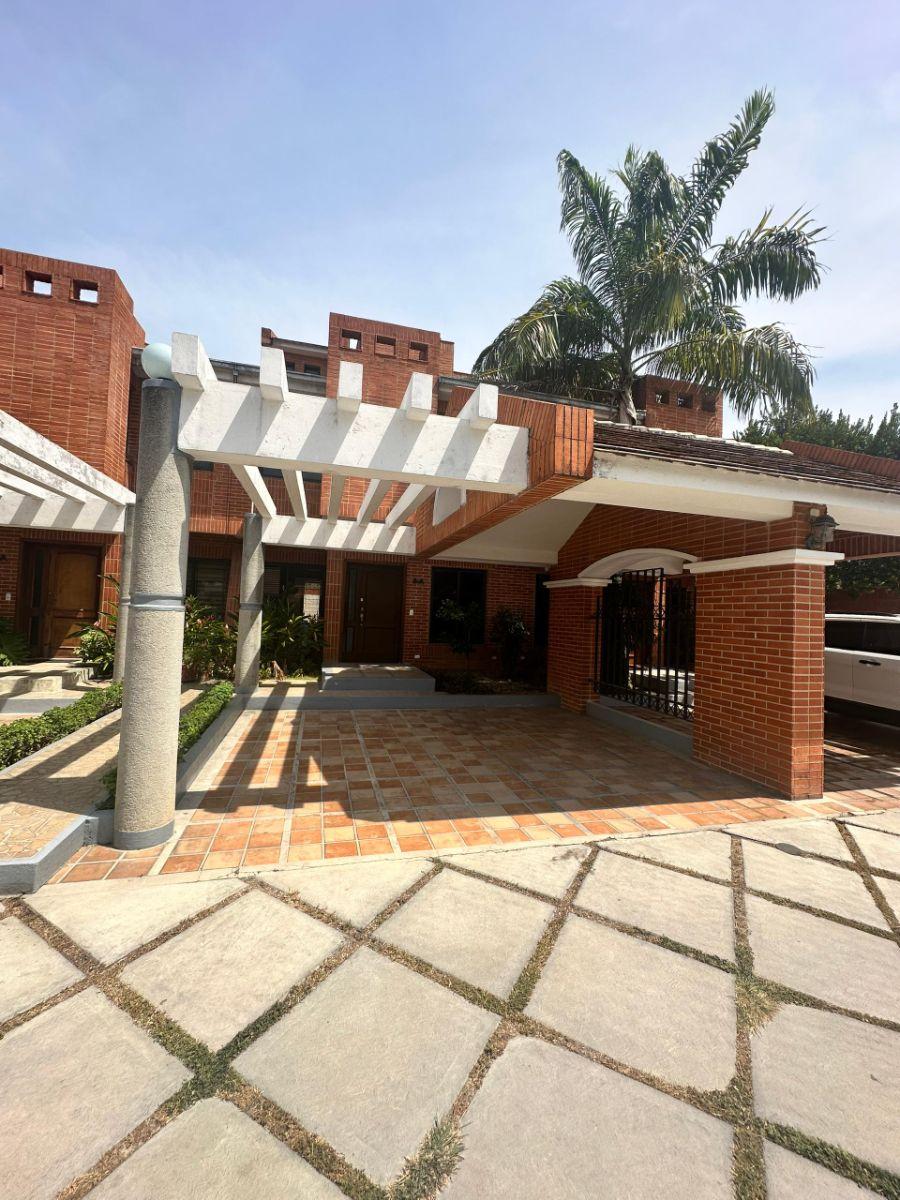 Home in Metric Way