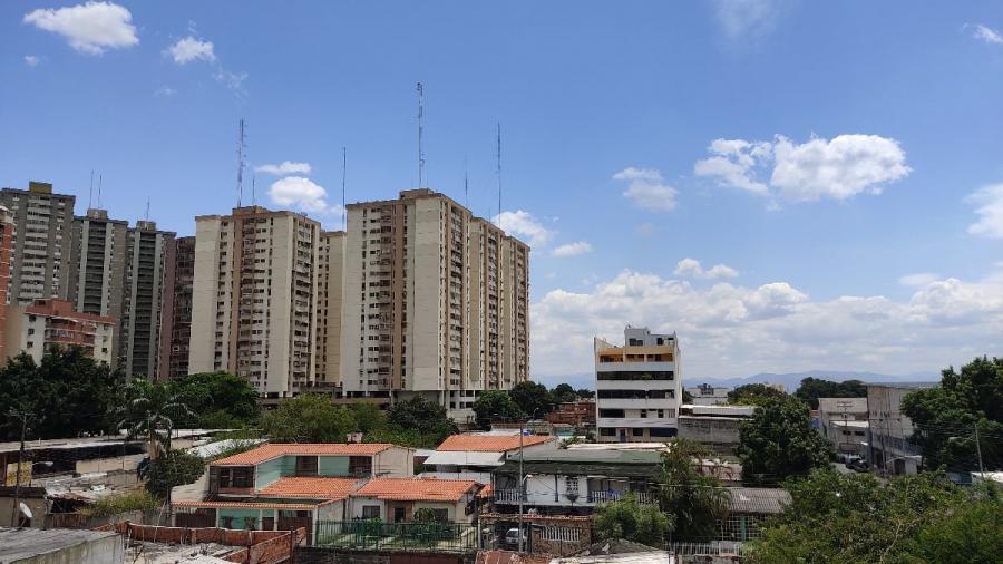 Foto Edificio en Venta en Maracay, Aragua - U$D 1.000.000 - EDV147964 - BienesOnLine
