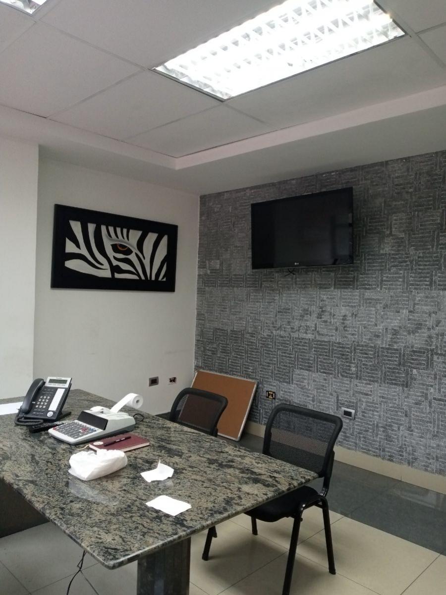 Foto Edificio en Alquiler en Los Dos Caminos, Los Dos Caminos, Miranda - U$D 5.600 - EDA256928 - BienesOnLine