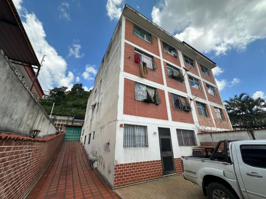 Foto Edificio en Venta en Municipio Sucre, Urbanizacion Turumo, Distrito Federal - U$D 80.000 - EDV219584 - BienesOnLine