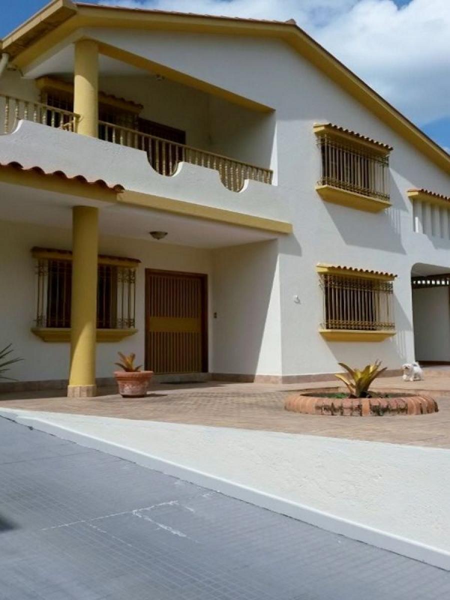 Foto Casa en Venta en El Parral, Valencia, Carabobo - U$D 120.000 - CAV204269 - BienesOnLine