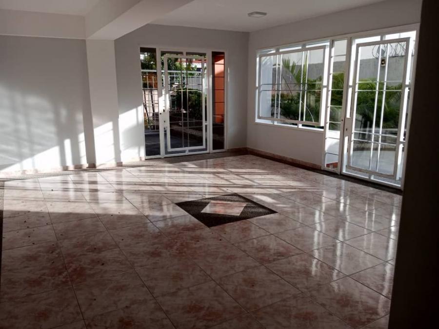 Foto Apartamento en Venta en Municipio Libertador, Avenida Las Fuentes, Distrito Federal - U$D 110.000 - APV208401 - BienesOnLine