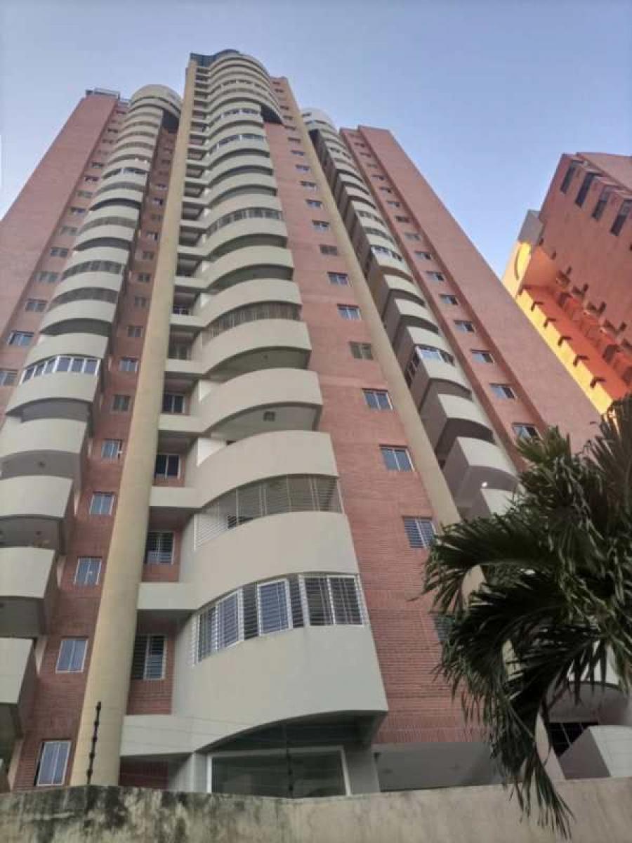 Foto Apartamento en Venta en Valencia, Carabobo - U$D 40.000 - DEV214286 - BienesOnLine