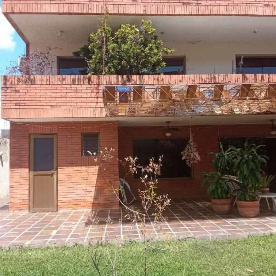 Foto Casa en Venta en Valencia, Carabobo - U$D 450.000 - CAV213691 - BienesOnLine