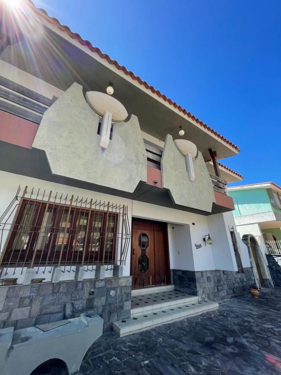 Foto Casa en Venta en Valencia, Carabobo - U$D 280.000 - CAV213545 - BienesOnLine