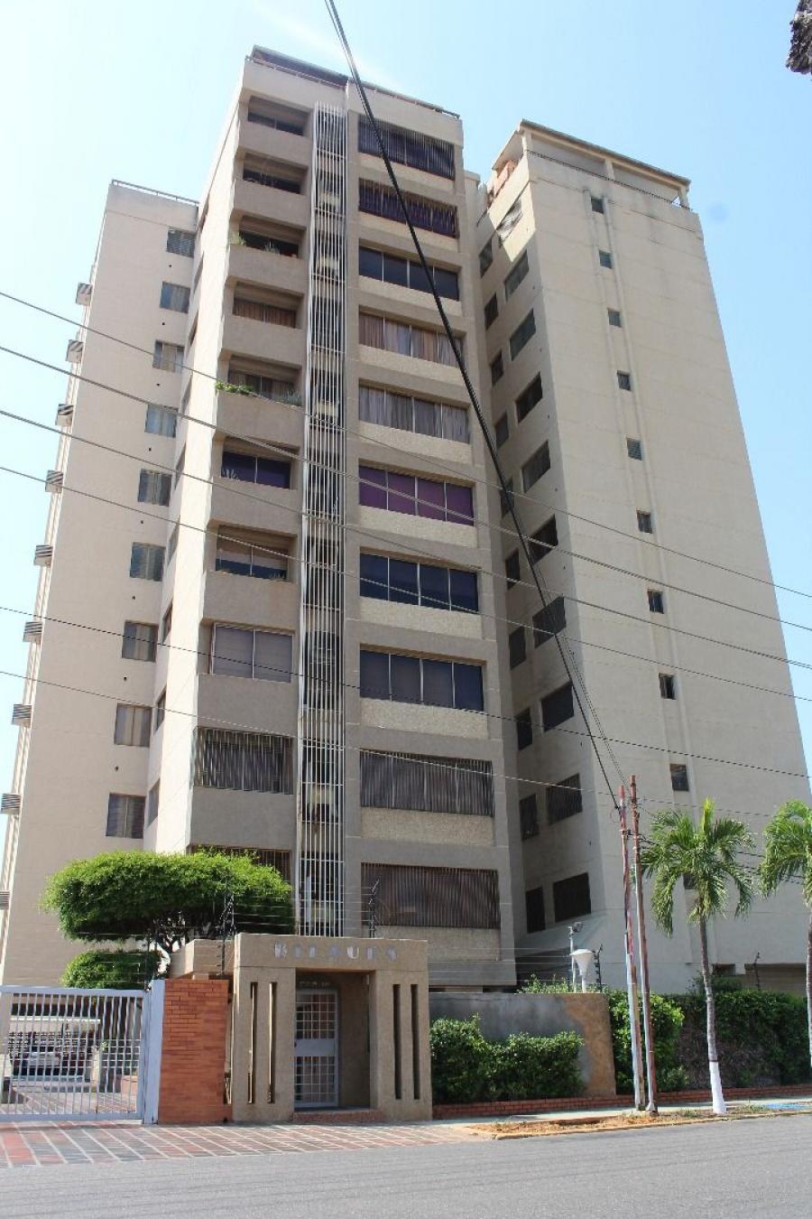 Foto Apartamento en Alquiler en Maracaibo, Zulia - U$D 650 - APA127396 - BienesOnLine