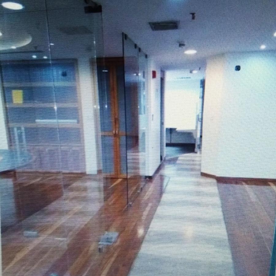 Foto Oficina en Alquiler en El Rosal, EL ROSAL  A CHACAITO, Distrito Federal - U$D 1.566 - OFA139151 - BienesOnLine