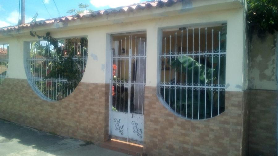 Foto Casa en Venta en Naguanagua, Carabobo - U$D 26.000 - CAV154378 - BienesOnLine