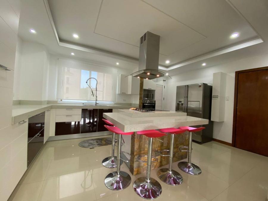 Foto Apartamento en Venta en Urb El Bosque, Carabobo - U$D 150.000 - APV203868 - BienesOnLine