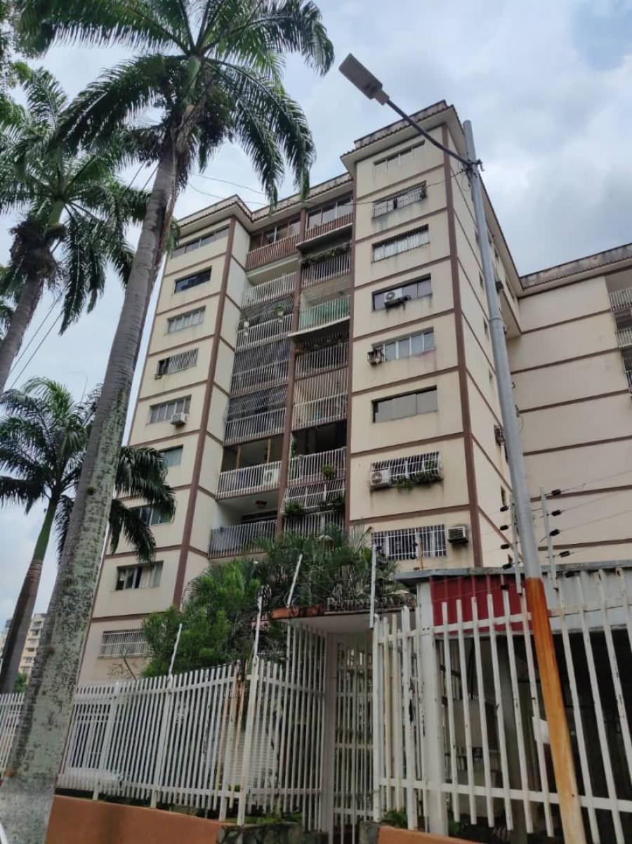 Foto Apartamento en Venta en AV Bolvar.Res.Pechinada, Naguanagua, Carabobo - U$D 20.000 - APV218100 - BienesOnLine