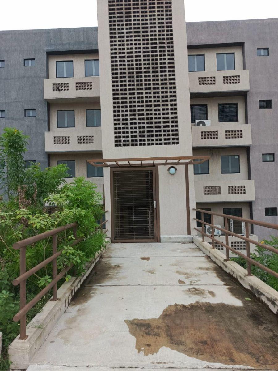 Home in Metric Way