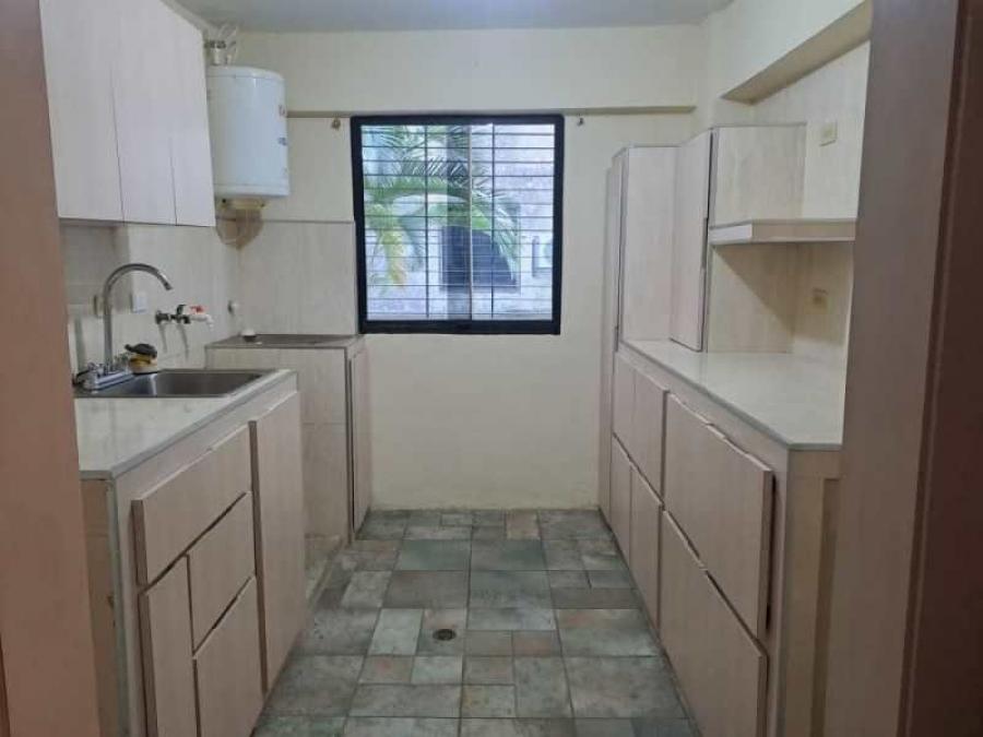 Foto Apartamento en Venta en Naguanagua, Carabobo - U$D 16.000 - APV198915 - BienesOnLine