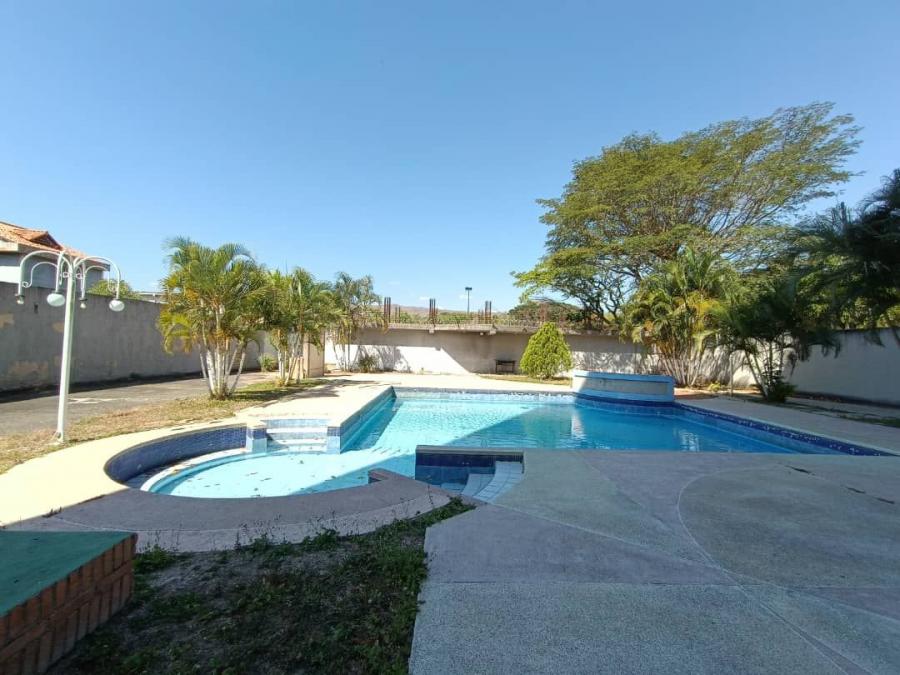 Foto Apartamento en Venta en MAONGO, Naguanagua, Carabobo - U$D 26.000 - APV206338 - BienesOnLine