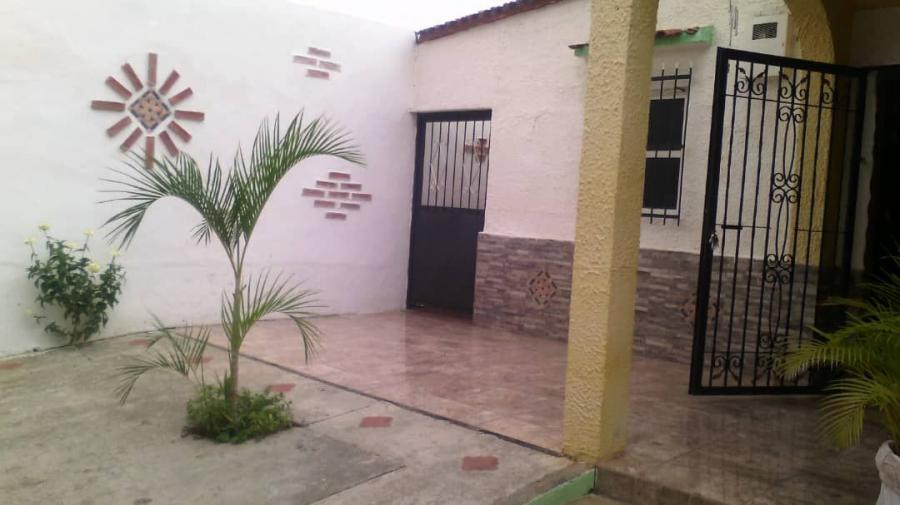 Foto Casa en Venta en Bejuma, Carabobo - U$D 13.500 - CAV134590 - BienesOnLine