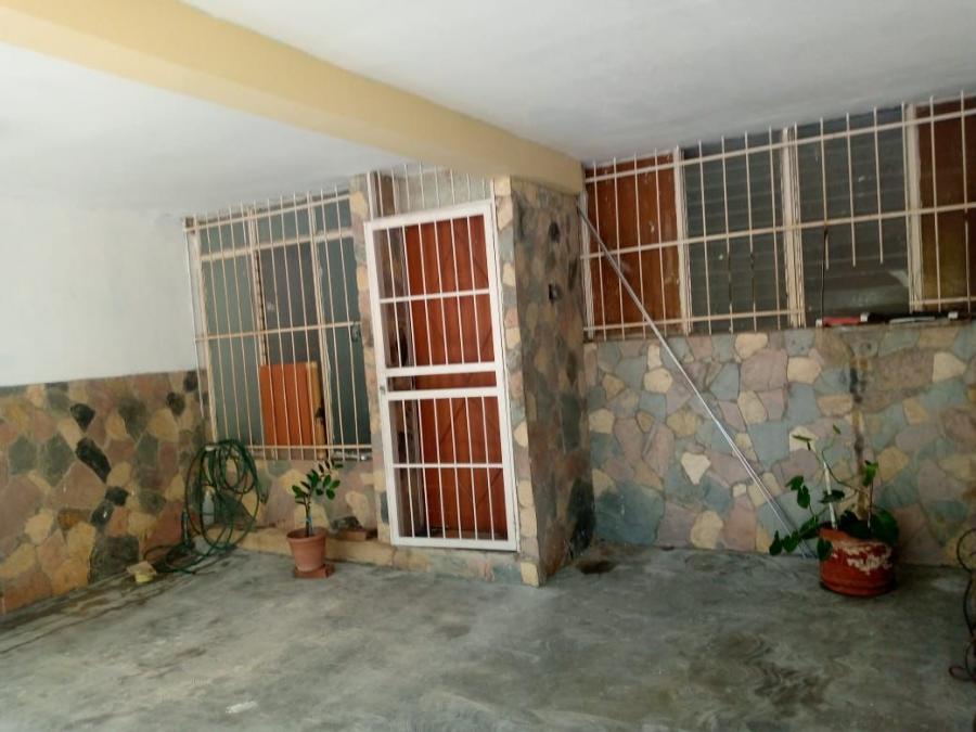 Foto Casa en Venta en En venta Casa en paraparal Res.molino, Los Guayos, Carabobo - U$D 15.000 - CAV217654 - BienesOnLine