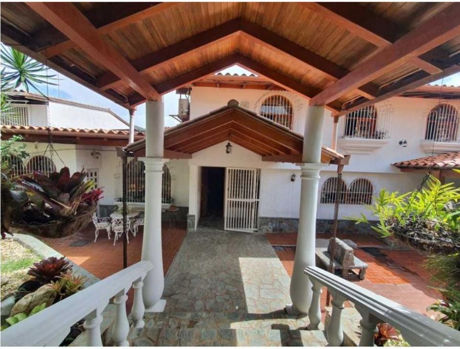 Foto Casa en Venta en Prados del Este, Prados del Este, Distrito Federal - U$D 260.000 - CAV221812 - BienesOnLine