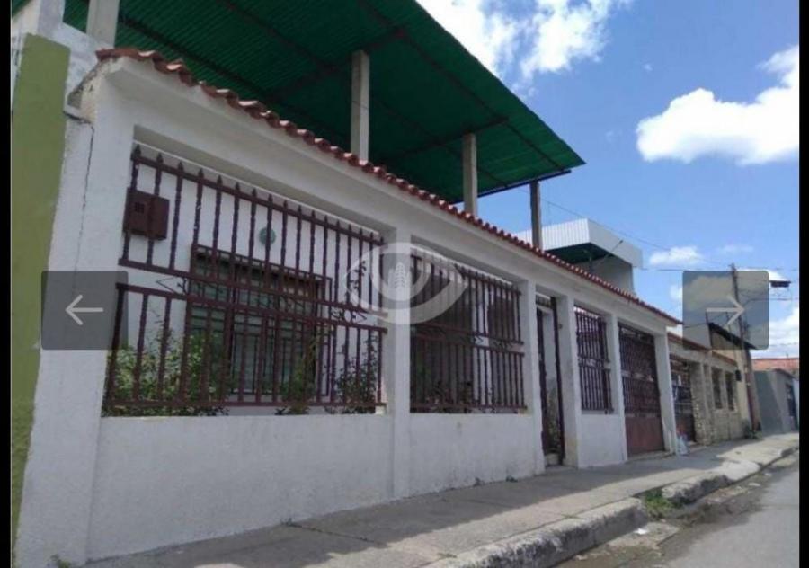 Foto Casa en Venta en Maracay, Aragua - U$D 24.000 - CAV161277 - BienesOnLine