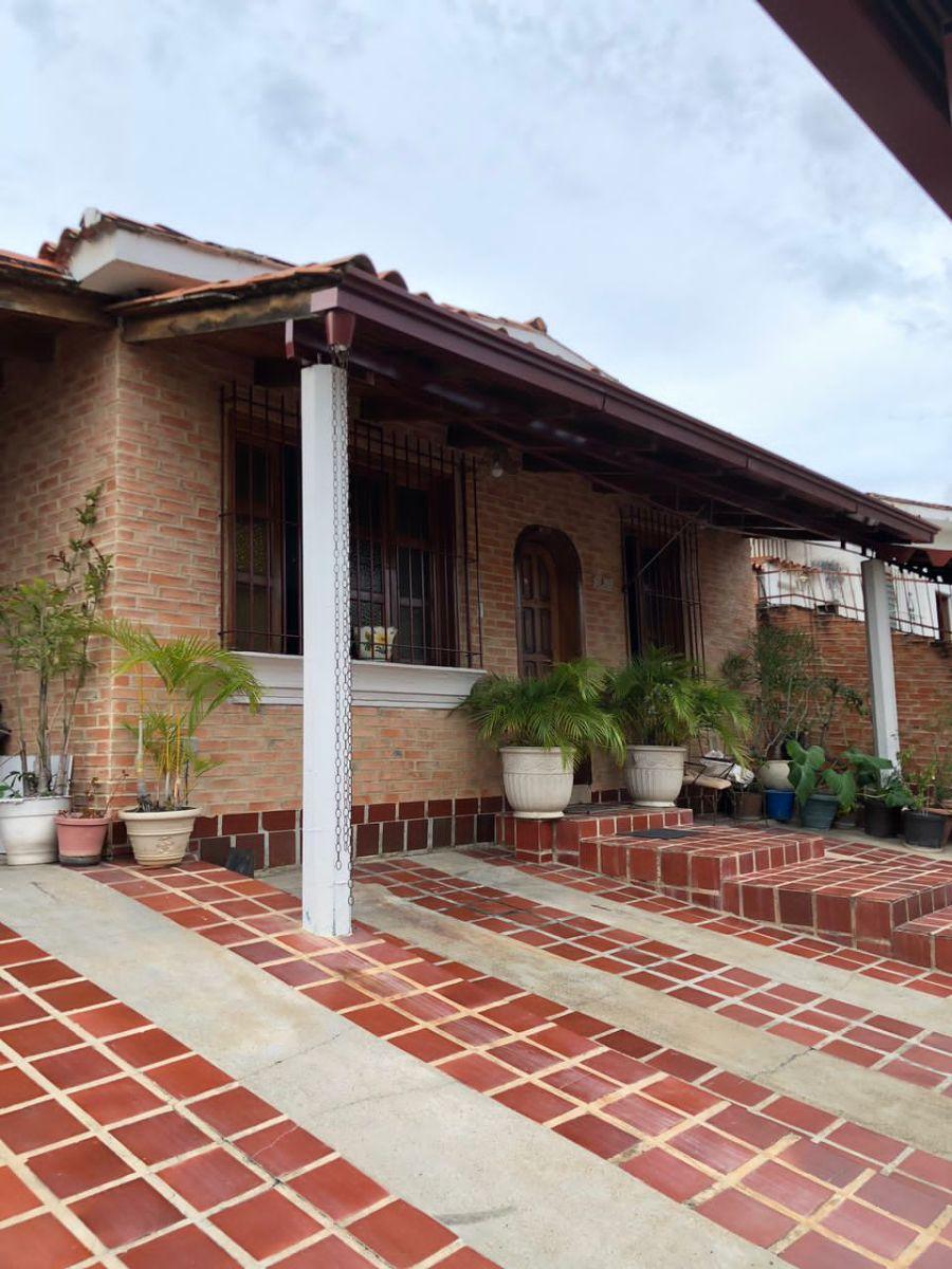 Foto Casa en Venta en Trigal Norte, Valencia, Carabobo - U$D 68.000 - CAV222292 - BienesOnLine