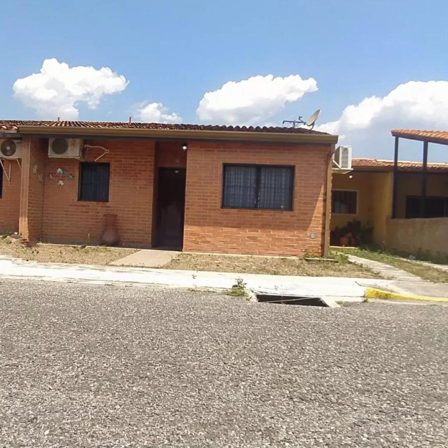 Foto Casa en Venta en Sabana del Maedio, Carabobo - U$D 45.000 - CAV221453 - BienesOnLine