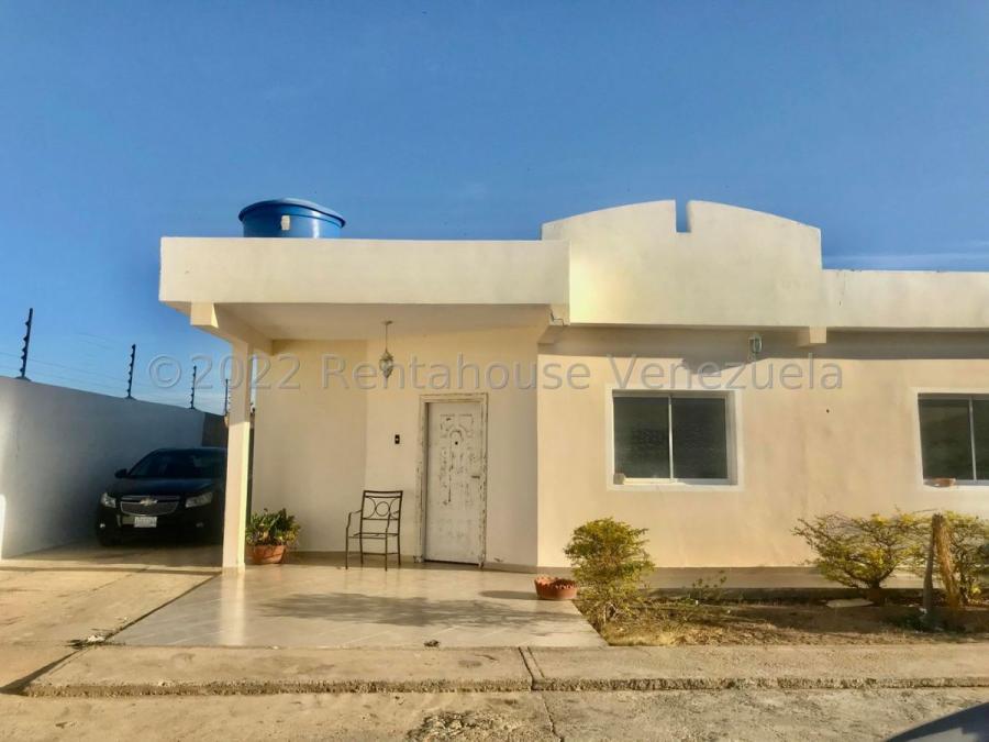 Foto Casa en Venta en punto fijo, Punto Fijo, Falcn - U$D 30.000 - CAV170748 - BienesOnLine