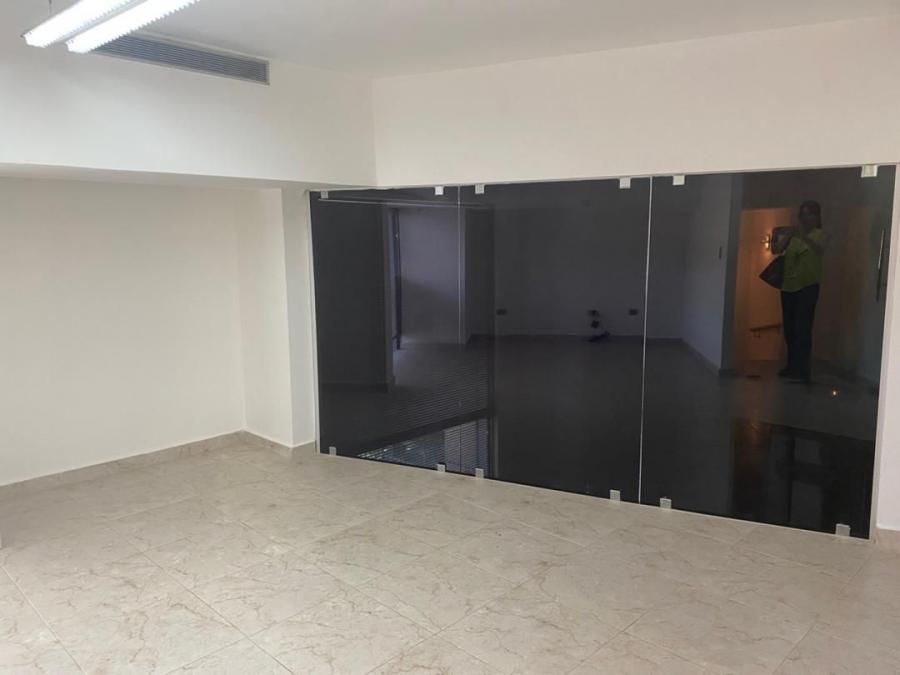 Foto Oficina en Venta en MAONGO, MAONGO, Carabobo - U$D 99.999 - OFV210950 - BienesOnLine