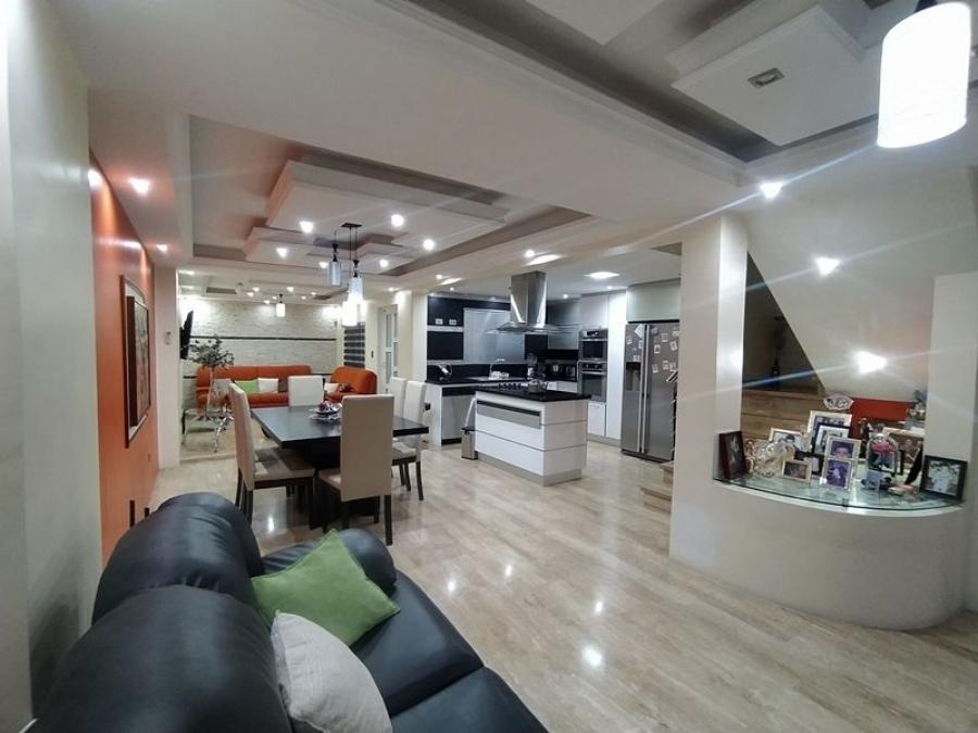 Foto Casa en Venta en SAN DIEGO, MONTESERINO, Carabobo - U$D 75.000 - CAV201323 - BienesOnLine