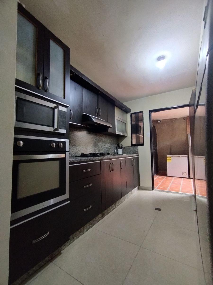 Home in Metric Way