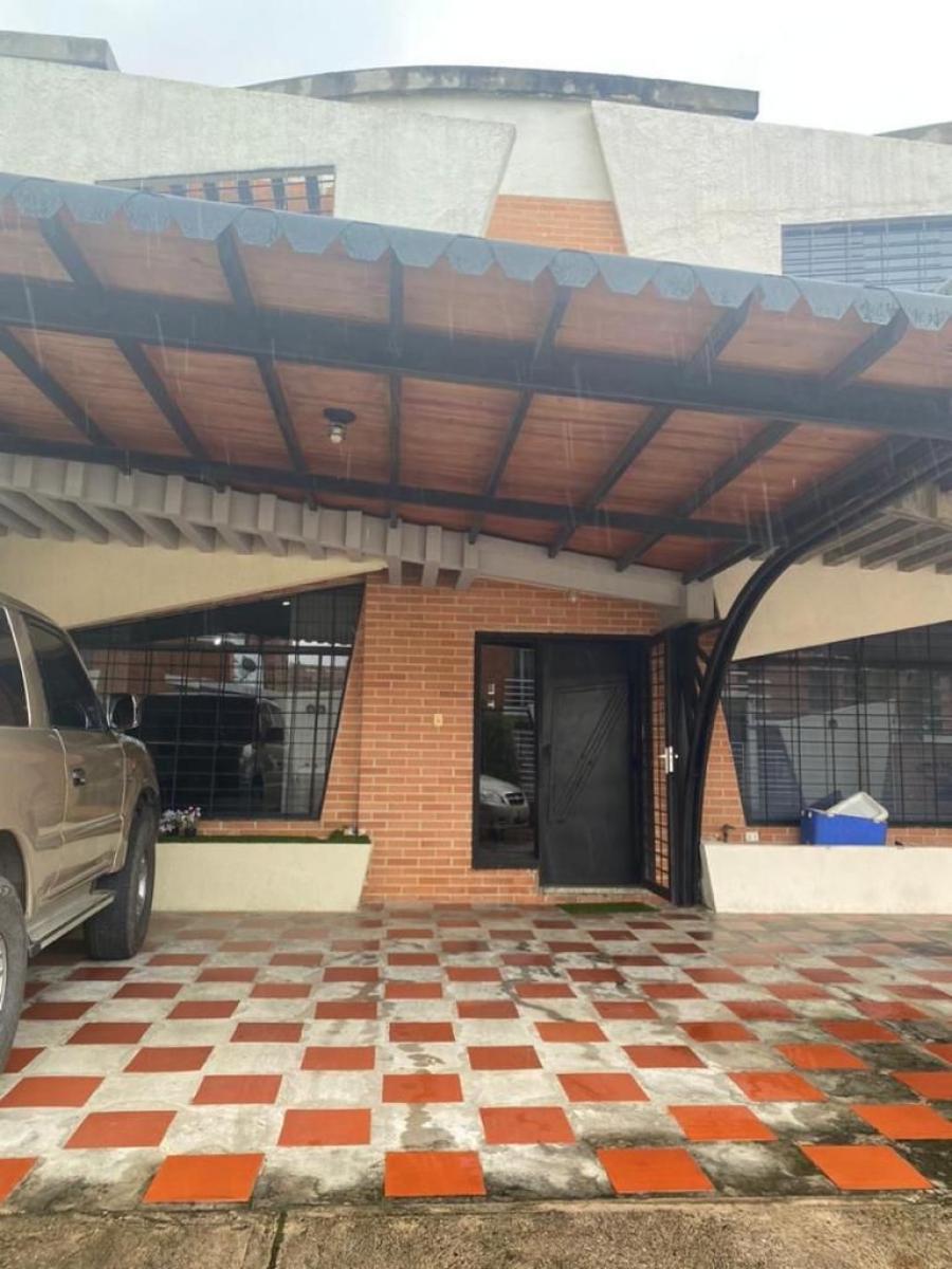 Foto Casa en Venta en NAGUANAGUA, JARDIN MAONGO, Carabobo - U$D 60.000 - CAV201669 - BienesOnLine