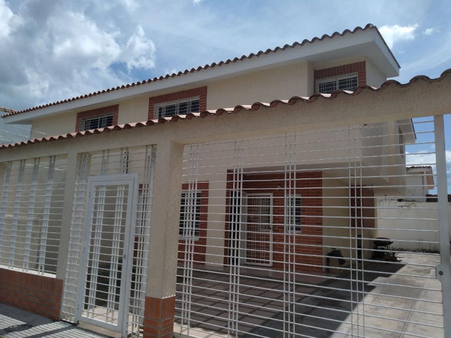 Foto Casa en Venta en Prolongacin avenida Aragua, Maracay, Aragua - U$D 80 - CAV130515 - BienesOnLine