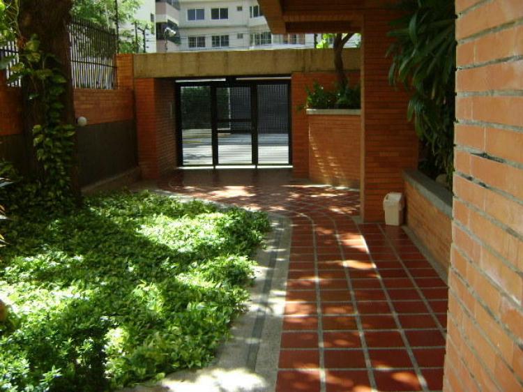 Foto Apartamento en Alquiler en La Lago, Maracaibo, Zulia - BsF 6.000 - APA21233 - BienesOnLine