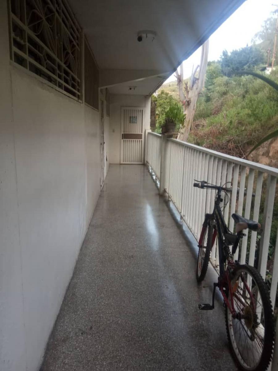 Foto Apartamento en Venta en Caricuao, Distrito Federal - U$D 16.500 - APV156686 - BienesOnLine