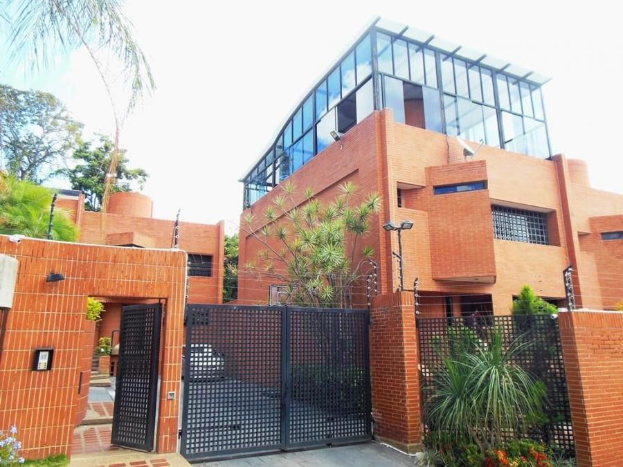 Foto Casa en Venta en Alta Florida, La Florida, Distrito Federal - U$D 260.000 - CAV175958 - BienesOnLine